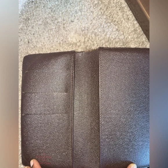 Authentic Louis Vuitton - Picture 4 of 4